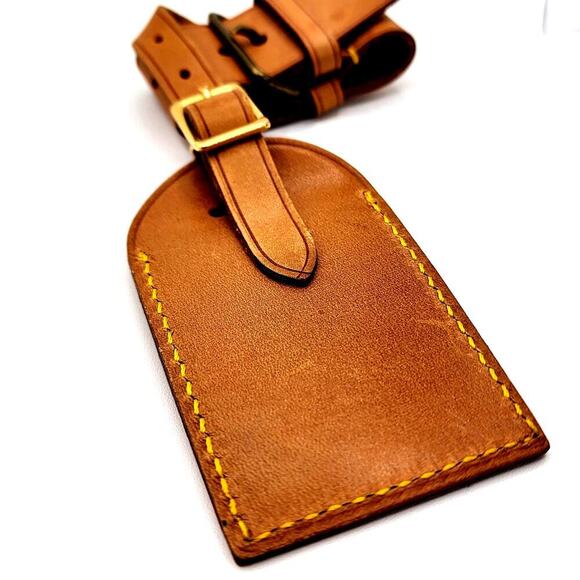 LOUIS VUITTON VACHETTA LUGGAGE TAG AND POIGNET100% AUTHENTIC - Picture 7 of 11